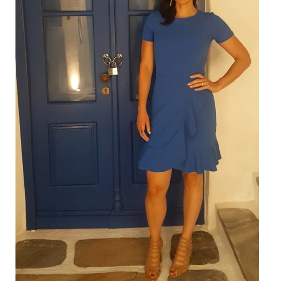 Blue ruffled dress - Picture 4 of 4